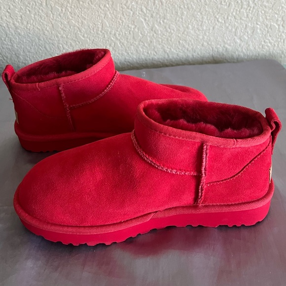 Ugg Ultra Mini Classic Boots Red Samba Size 7 New - Picture 12 of 14